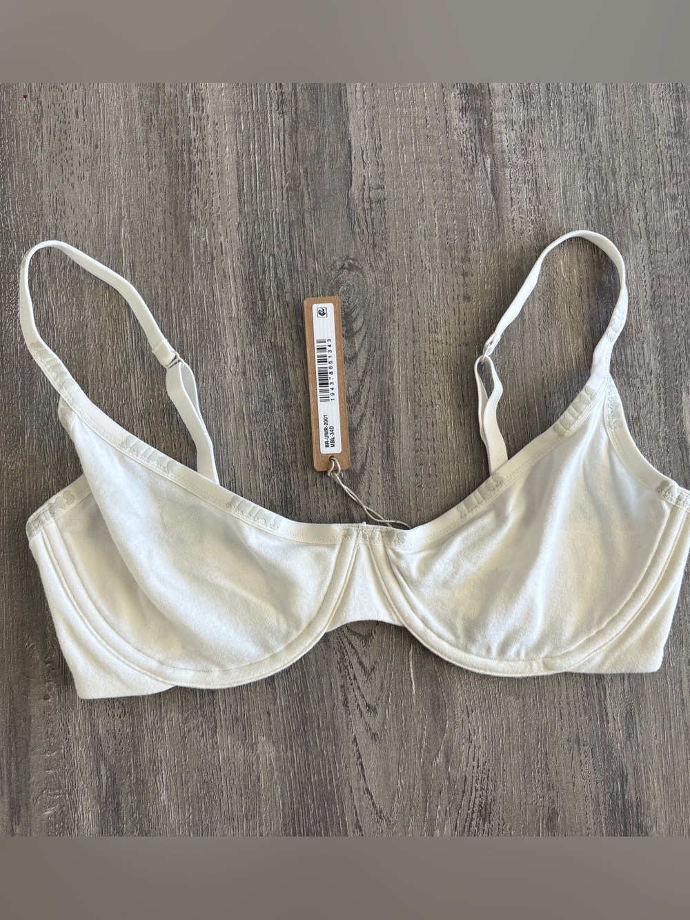 New skims bra 34D